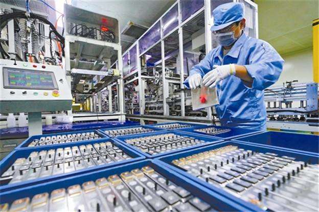 擬投資15億元建設(shè)硅碳負(fù)極、添加劑等鋰電材料項(xiàng)目