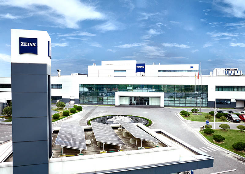 廠區(qū)門(mén)口 廠區(qū)門(mén)口